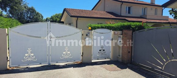 4 bedrooms Villa in Quarto d'Altino, Italy No. 288694 2