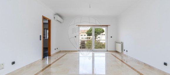 3 bedrooms Apartment in Cascais, Portugal No. 96067 6