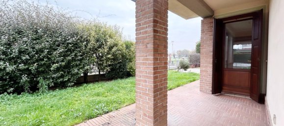 5 غرف نوم فيلا في Marmirolo, Italy رقم 370593 2