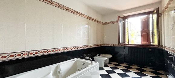 5 غرف نوم فيلا في Marmirolo, Italy رقم 370593 16