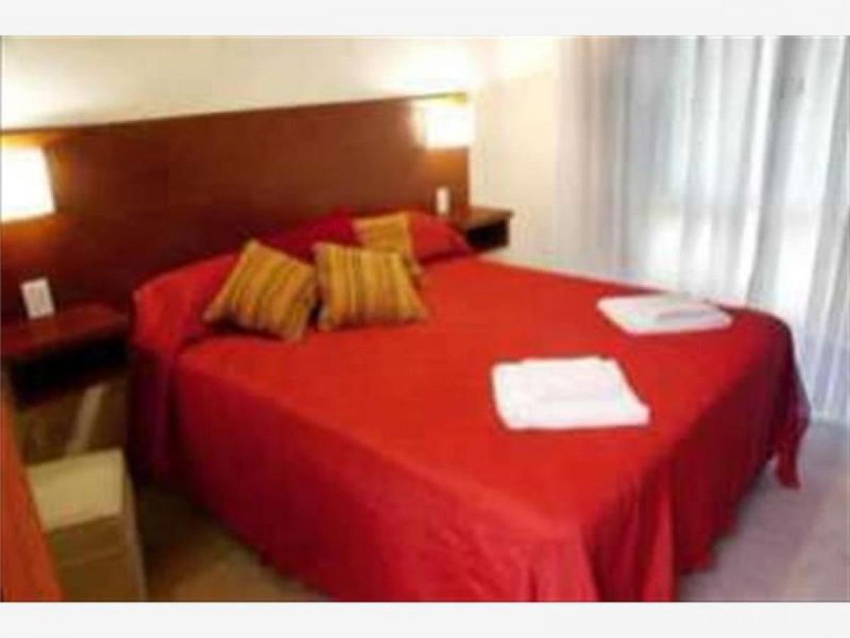 670m² Hotel in Mar del Plata, Argentina No. 104485