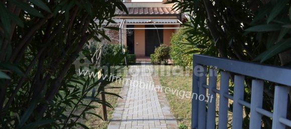 2 bedrooms Apartment in Orbetello, Italy No. 43947 2