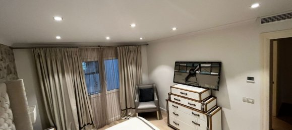 5 bedrooms Apartment in Marbella, Spain No. 136677 19