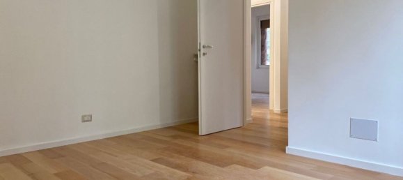 3-Zimmer Wohnung in Milan, Italy, Nr. 339109 9