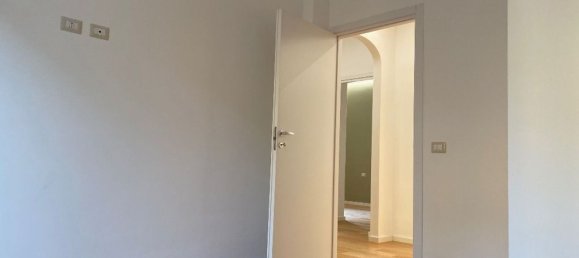 3-Zimmer Wohnung in Milan, Italy, Nr. 339109 5