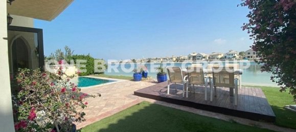 5 bedrooms Villa in Palm Jumeirah, UAE No. 831 3