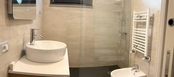 3 rooms Apartment in Rome, Italy No. 35667 17