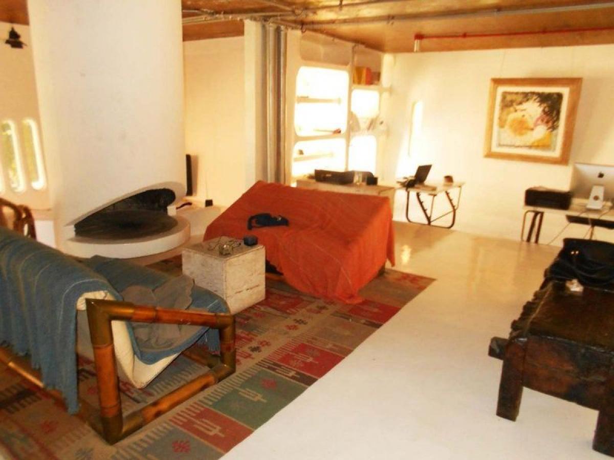 Casa de 4 dormitorios en Sao Paulo, Brazil No. 467034