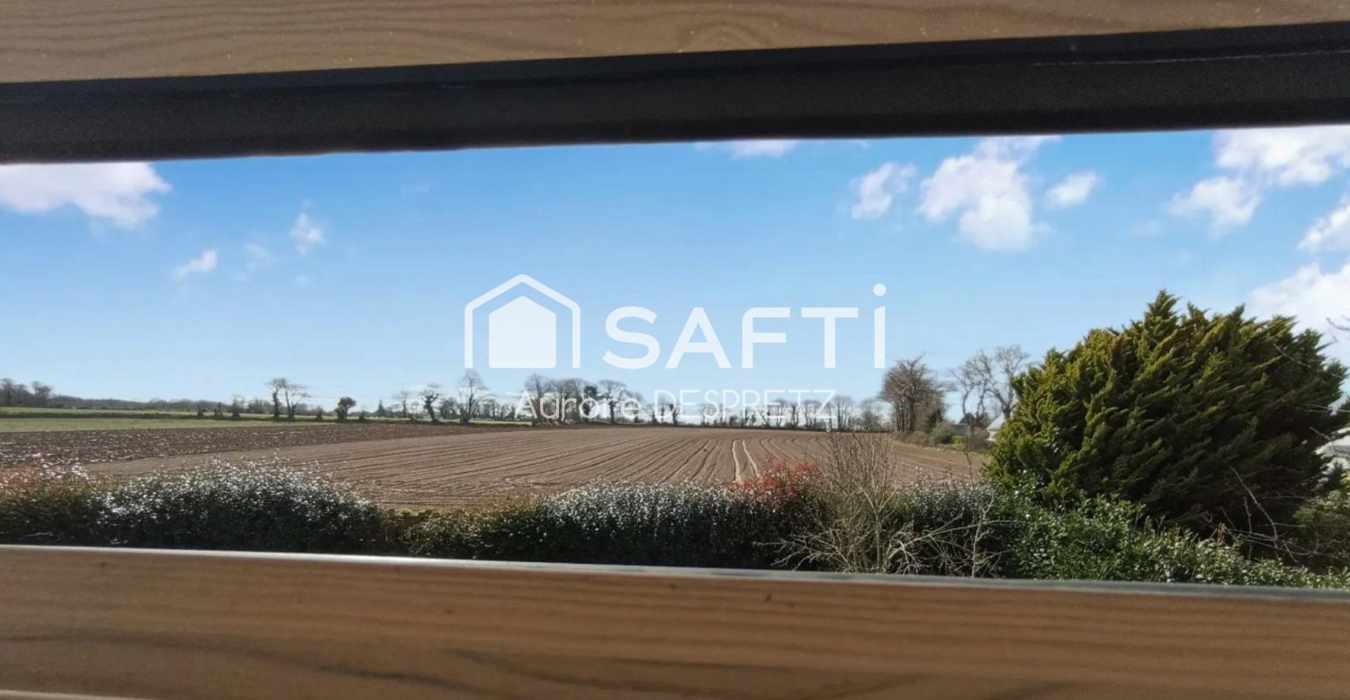 Casa de 4 dormitorios en Plouegat-Guerand, France No. 199286