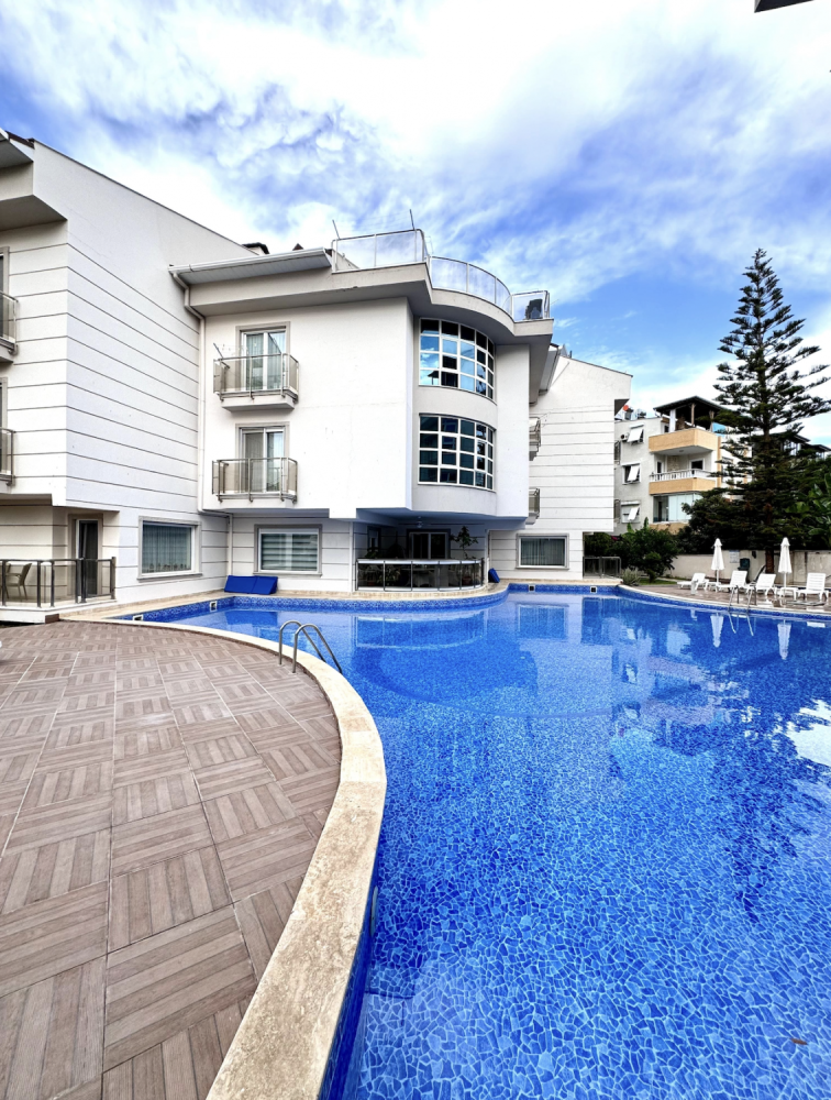 Квартира 4+1 в Коньяалты, Турция № 27601