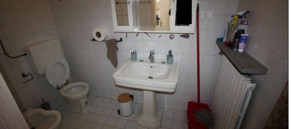 6 rooms Apartment in San Polo d'Enza, Italy No. 95118 42