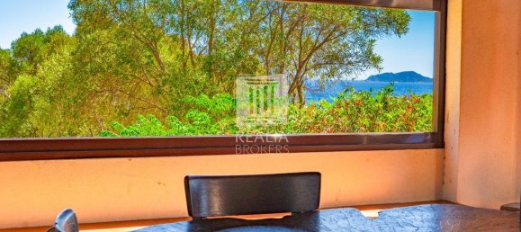 3 bedrooms Villa in Golfo Aranci, Italy No. 375593 4
