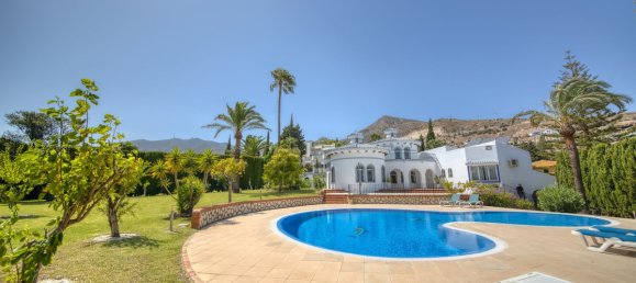 3 bedrooms Villa in Benalmadena, Spain No. 42916 42