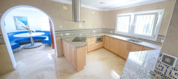 3 bedrooms Villa in Benalmadena, Spain No. 42916 4