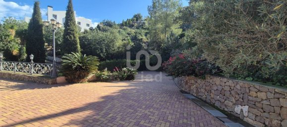 5 Schlafzimmer Villa in Pedreguer, Spain, Nr. 28808 92