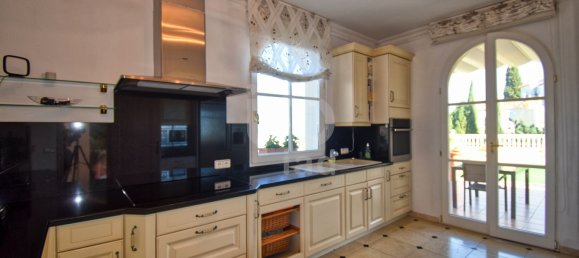 5 Schlafzimmer Villa in Pedreguer, Spain, Nr. 28808 21