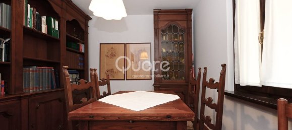 8 bedrooms Villa in Udine, Italy No. 315433 4