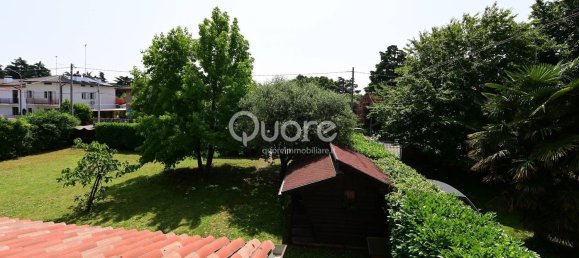 8 bedrooms Villa in Udine, Italy No. 315433 11