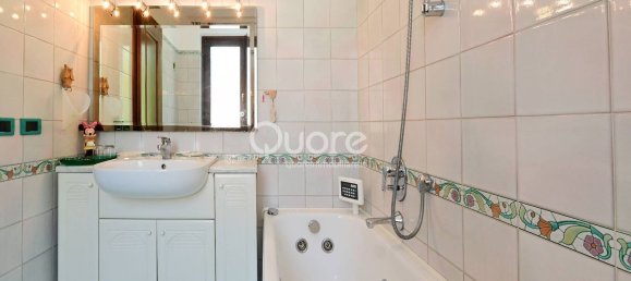 8 bedrooms Villa in Udine, Italy No. 315433 8