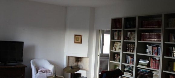 5 غرف نوم فيلا في Cecina, Italy رقم 135009 12