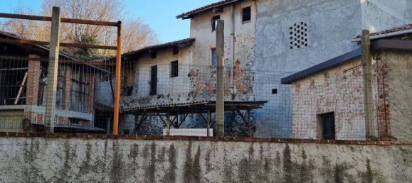 8 rooms House in Banchette, Italy No. 189382 3