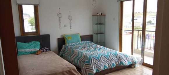 3 Schlafzimmer Gewerbliche Immobilie in Aradippou, Cyprus, Nr. 17678 2