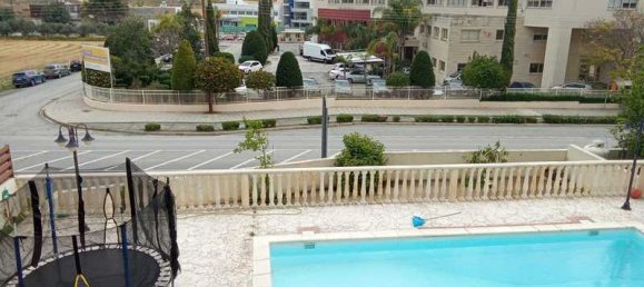 3 Schlafzimmer Gewerbliche Immobilie in Aradippou, Cyprus, Nr. 17678 4