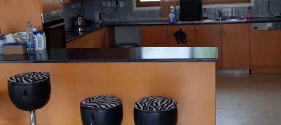 3 Schlafzimmer Gewerbliche Immobilie in Aradippou, Cyprus, Nr. 17678 5