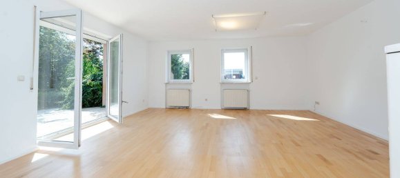 2 bedrooms House in Straubing-Bogen, Germany No. 369551 3