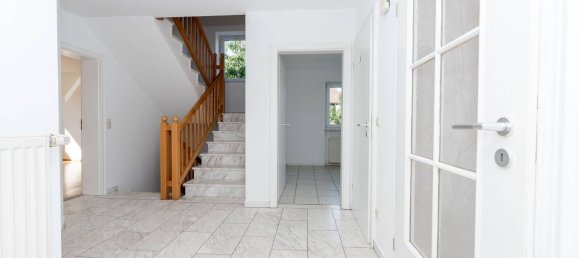 2 bedrooms House in Straubing-Bogen, Germany No. 369551 2