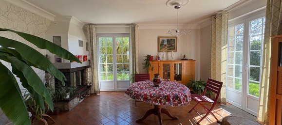 Дом с 5 спальнями в Майен, Франция № 357836 2