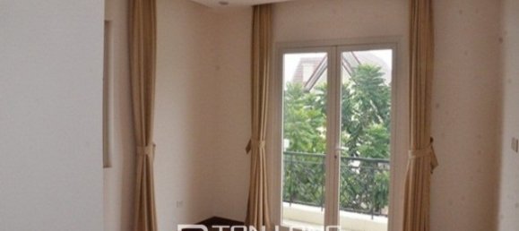 4 bedrooms Villa in Long Bien, Vietnam No. 2131 5