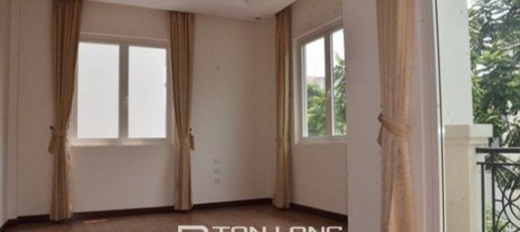 4 bedrooms Villa in Long Bien, Vietnam No. 2131 4