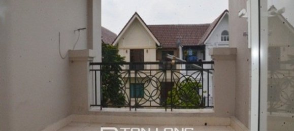 4 bedrooms Villa in Long Bien, Vietnam No. 2131 7