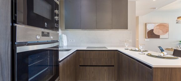 2 bedrooms Apartment in Estepona, Spain No. 10041 4