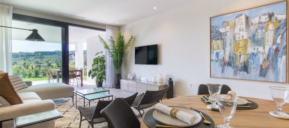 2 bedrooms Apartment in Estepona, Spain No. 10041 8