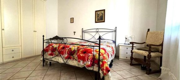 Casa de 5 divisões em Prato, Italy N.º 35892 11