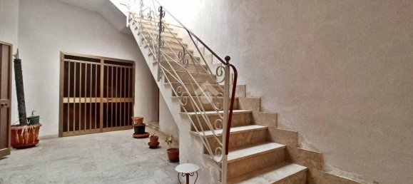 4 Schlafzimmer Haus in Marsala, Italy, Nr. 49035 35