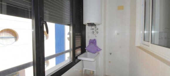 Apartamento de 3 dormitorios en Torrevieja, Spain No. 187993 12
