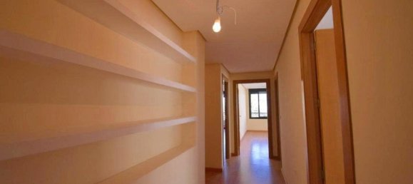 Apartamento de 3 dormitorios en Torrevieja, Spain No. 187993 14