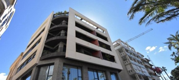 Apartamento de 3 dormitorios en Torrevieja, Spain No. 187993 39