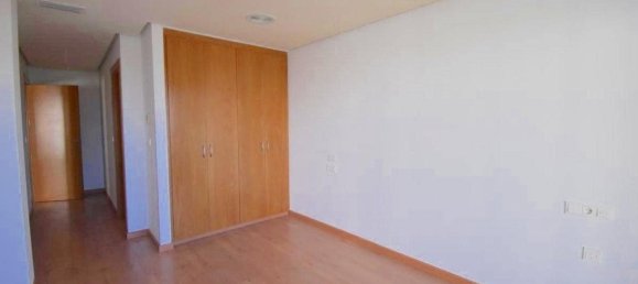 Apartamento de 3 dormitorios en Torrevieja, Spain No. 187993 24