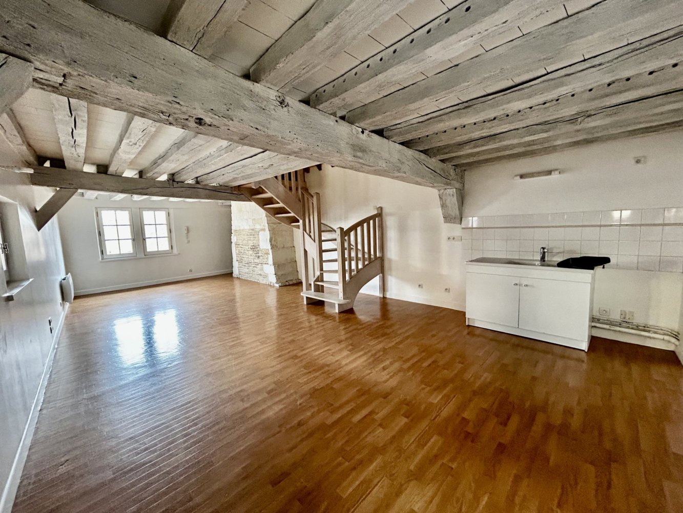 2 bedrooms Apartment in Troyes, France No. 243489