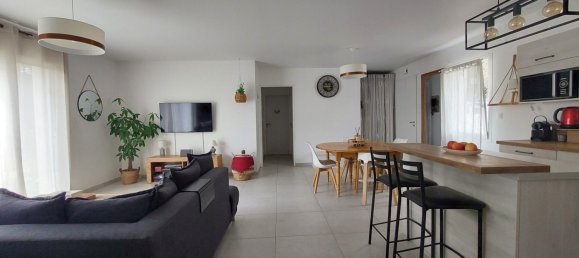 2 bedrooms House in Saint-Jean-de-Monts, France No. 98304 3