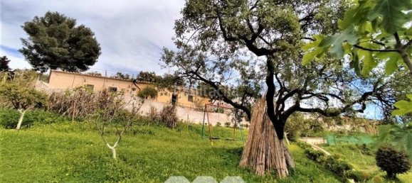 4 Schlafzimmer Haus in Velez-Malaga, Spain, Nr. 54898 11