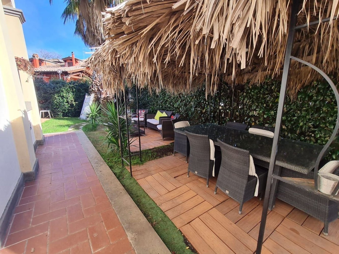 6 rooms Villa in Bracciano, Italy No. 193352