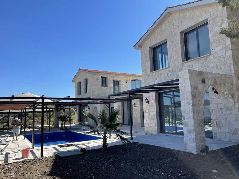 7 bedrooms Villa in Lasa, Cyprus No. 15649