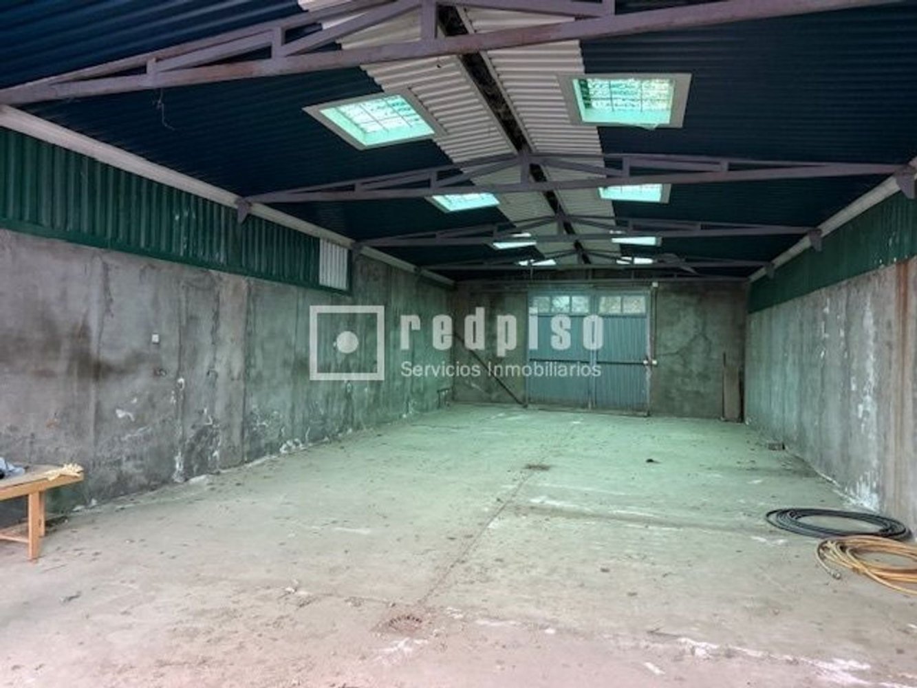 217m² Warehouse in Fuenlabrada, Spain No. 137142