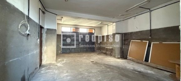 217m² Warehouse in Fuenlabrada, Spain No. 137142 5