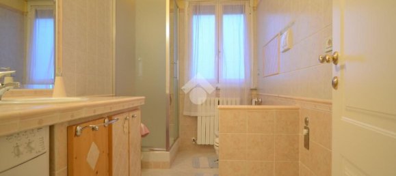 3 Schlafzimmer Wohnung in Tivoli, Italy, Nr. 377934 5